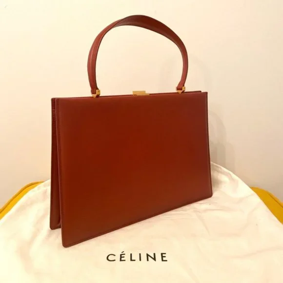 Céline Medium Clasp bag (new with tags) - Picture 5 of 15